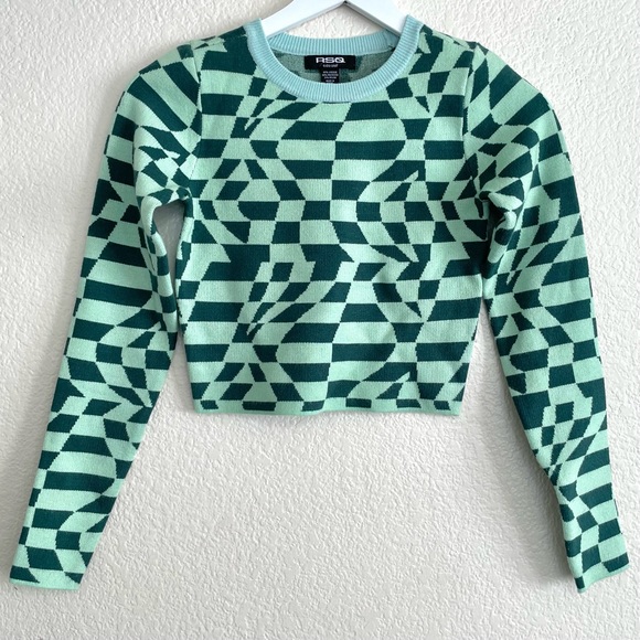 Tilly’s Mint Green Geometric Print Y2k Knit Sweater Crop Top - Picture 7 of 8